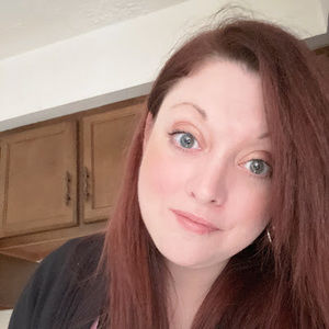 Meet your Posher, Lorena